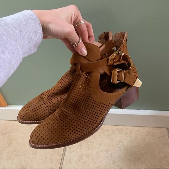 Vintage by Jeffrey Campbell Booties 9.5 - Picture 1 of 9
